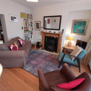 No 14 -A Cosy Townhouse in Westport